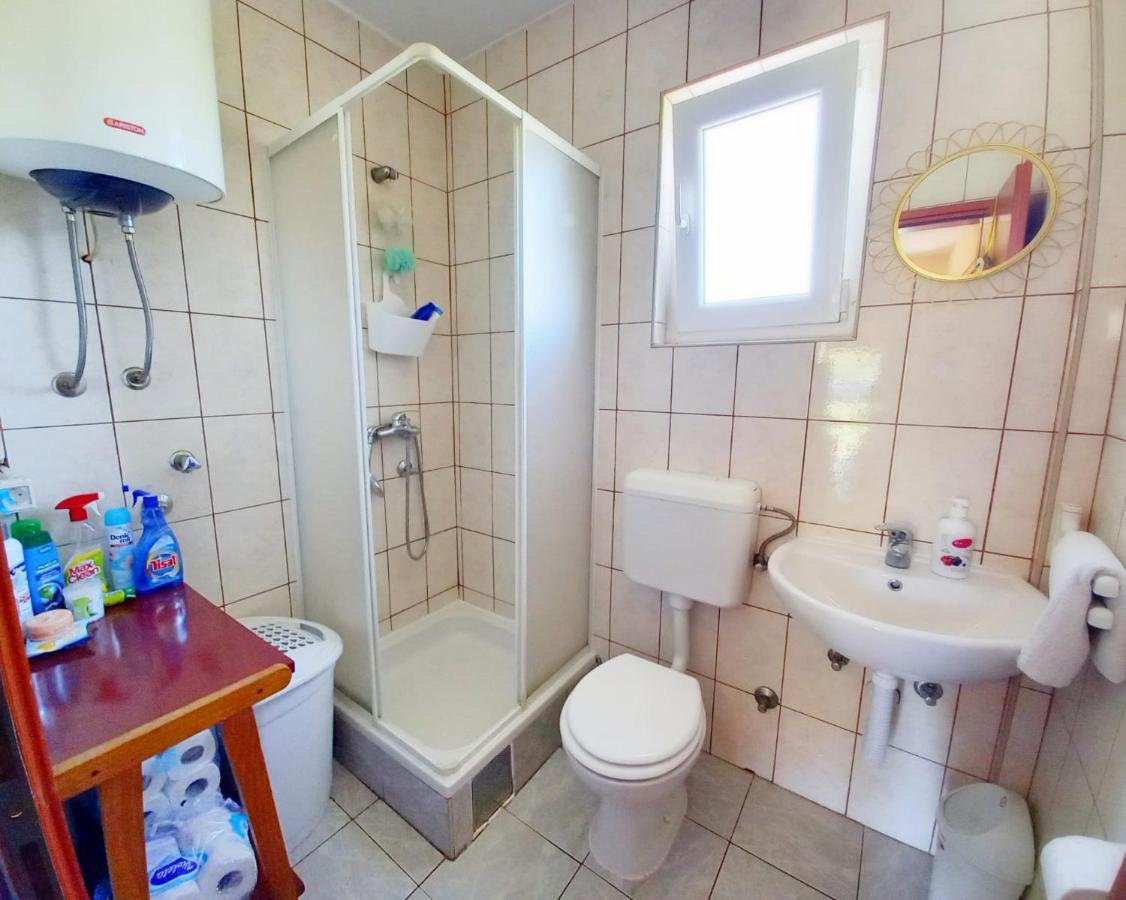 Villa Vikendica Vlahic, Goranci à Mostar Extérieur photo